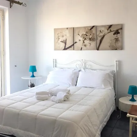Alloggi Brevi Homestay *